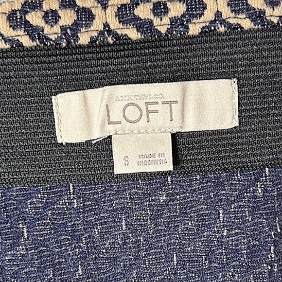 LOFT Tile Jacquard Flounce Skirt Forever Navy Flutter - Picture 3 of 8